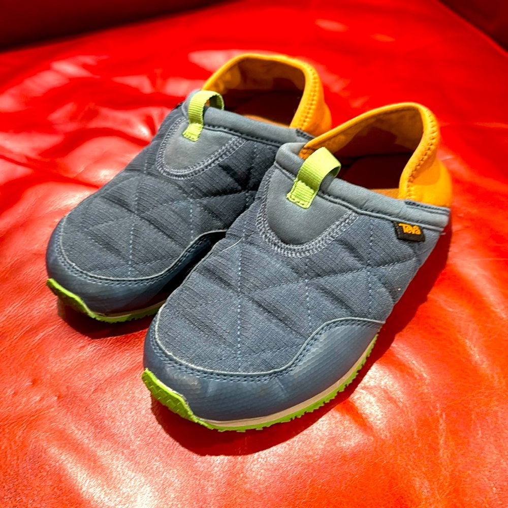Boys Teva Slippers